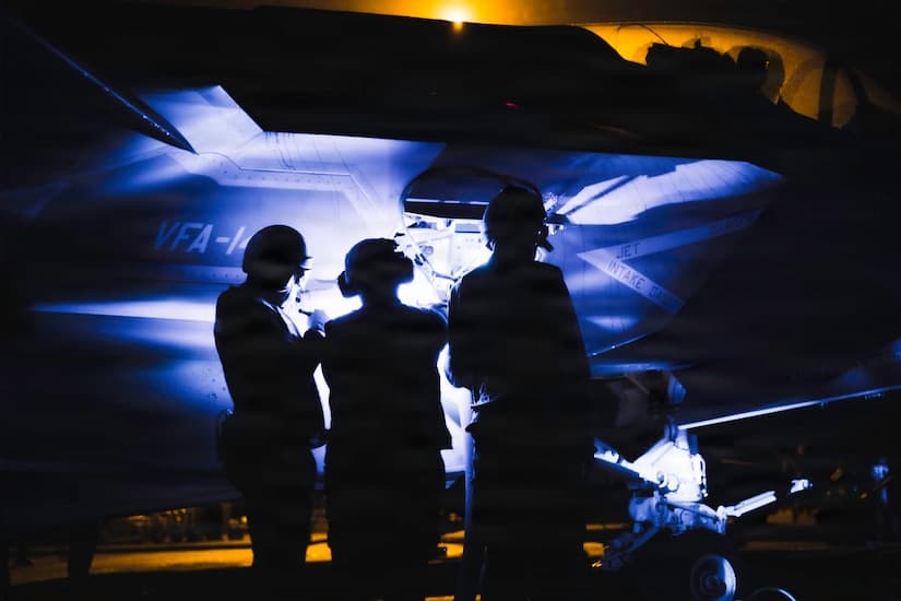 USS George Washington Celebrates Historic Aircraft Milestone