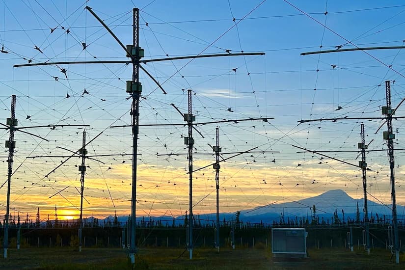 Arctic Experiment Explores Ways to Close Air Surveillance Gaps
